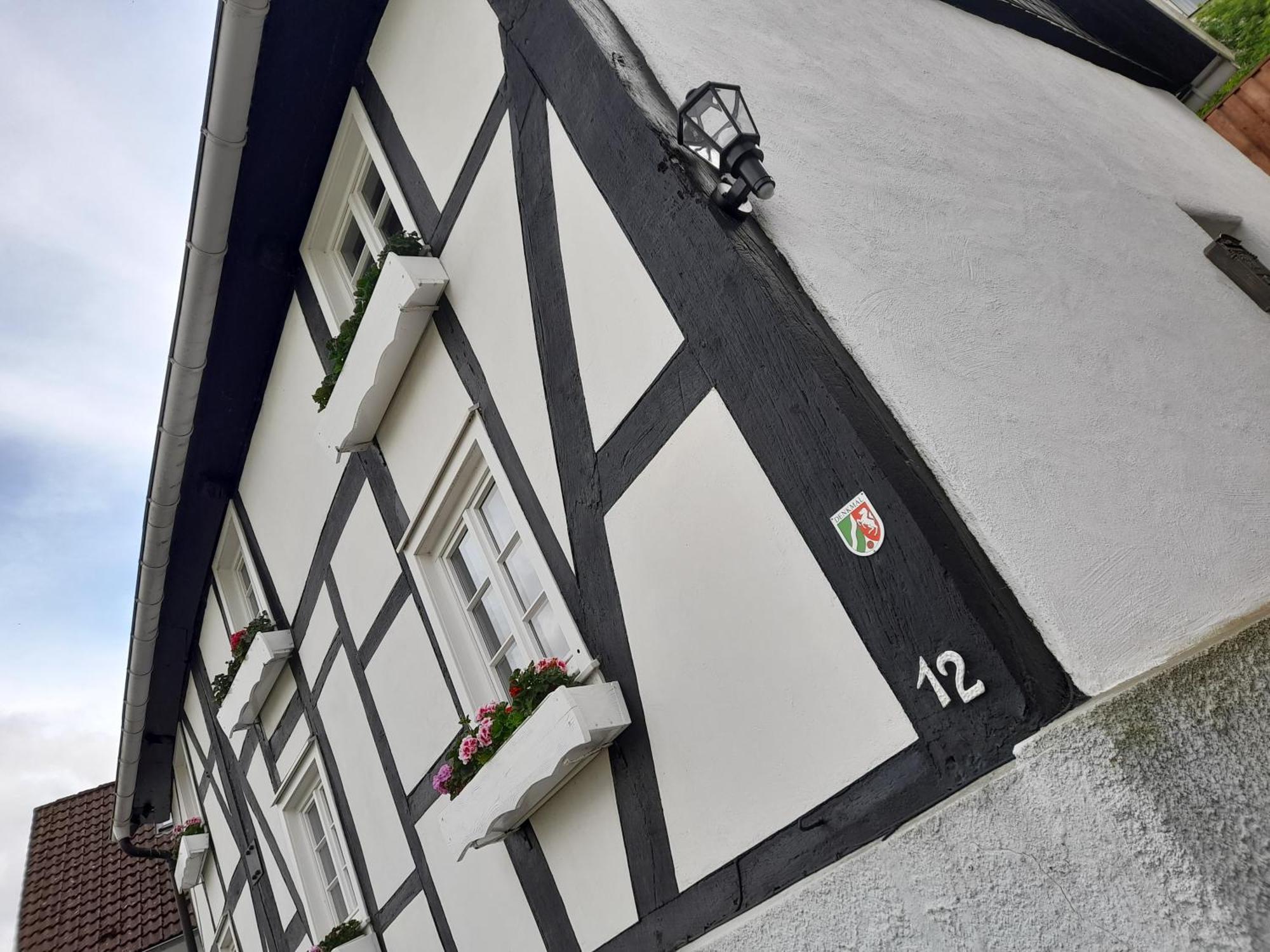 Вилла Altes Zollhaus Der Burg Hachen Enkhausen Экстерьер фото